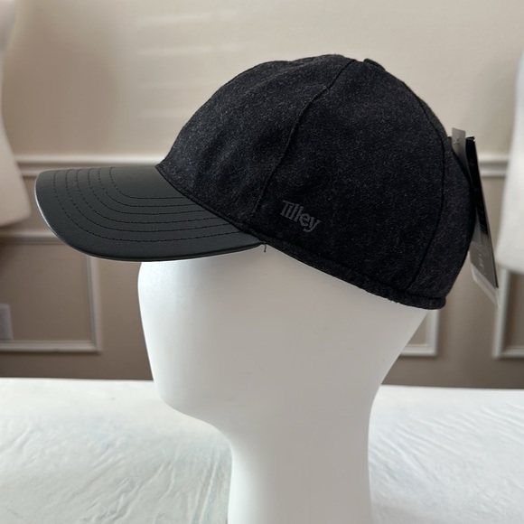 Tilley TEC-WOOL BALL CAP - Black - Picture 3 of 16
